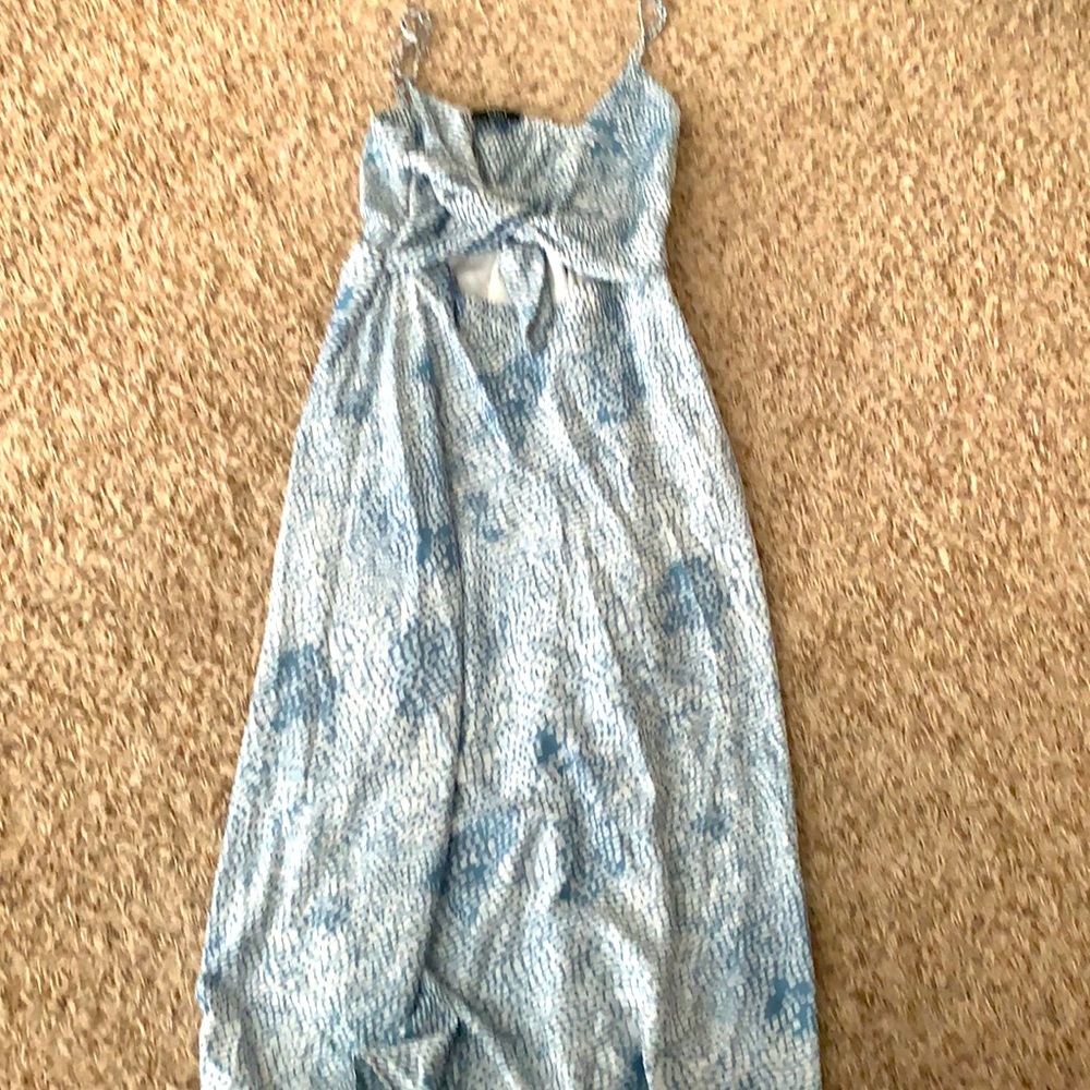 Vici dress size medium never worn